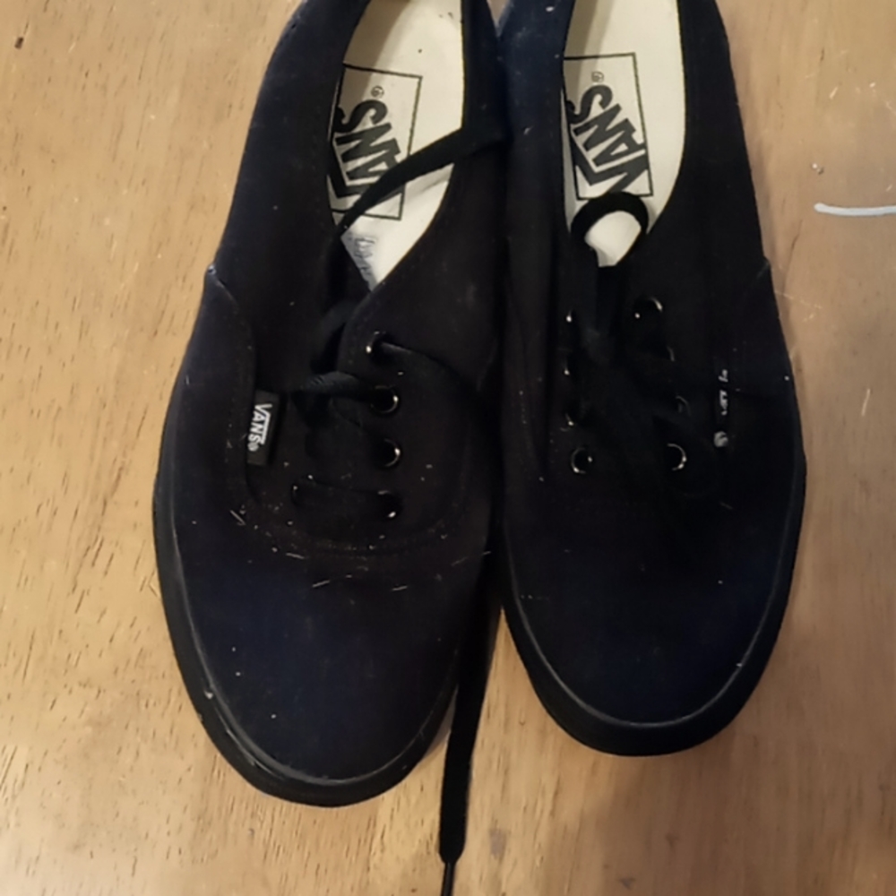 Black size 7 1/2 Vans